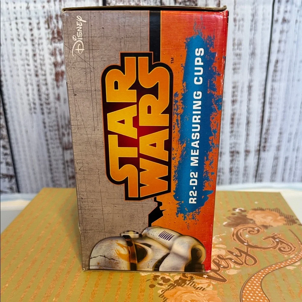 Disney Star Wars R2-D2 Measuring Cups - White‎ & Blue